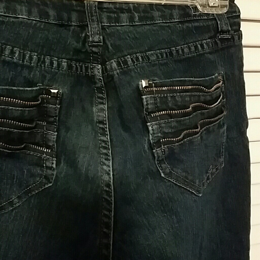 Skinny jeans.